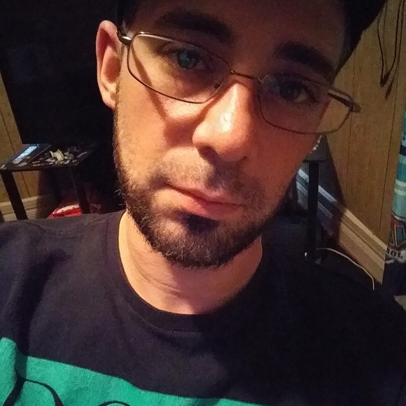 Meet your Posher, Brandon - Picture 1 of 1